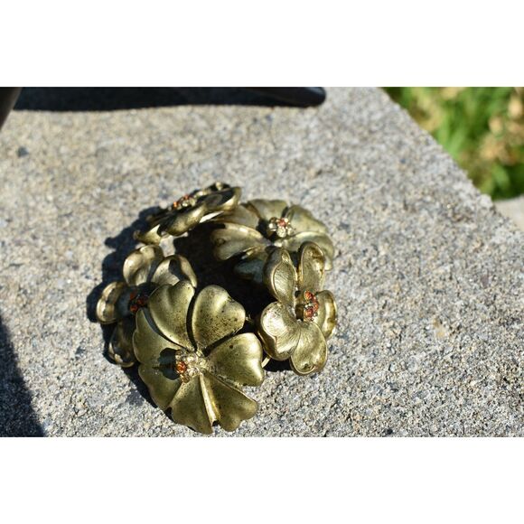 Gold toned Flower Statement Bracelet – Bold Sculptural Jewelry (size 7") - Picture 2 of 7